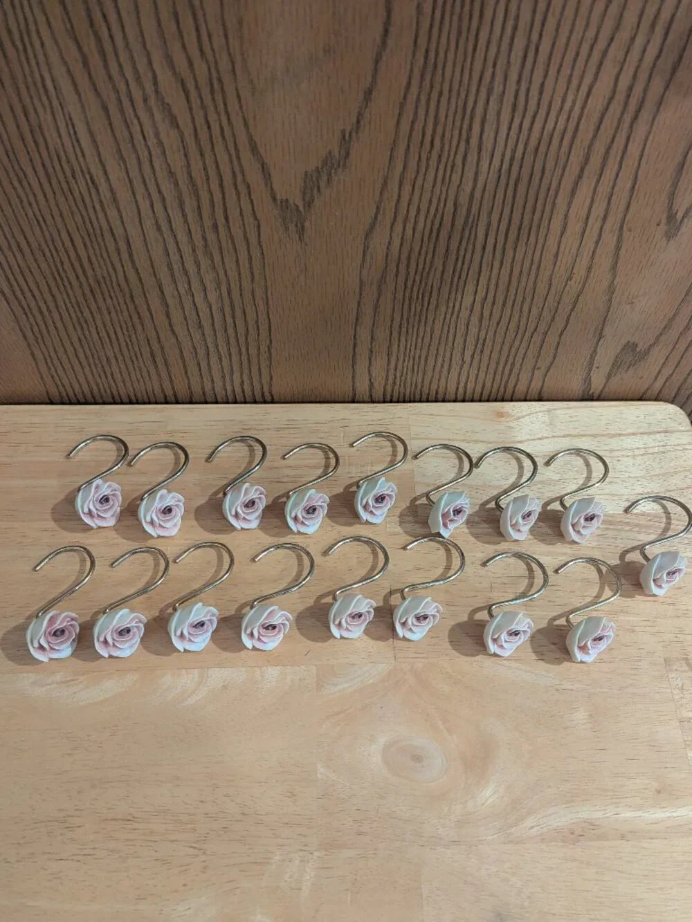 Vintage Resin & Metal Rose Bud Shower Curtain Rings Pale Pink-Set of 17 Pretty